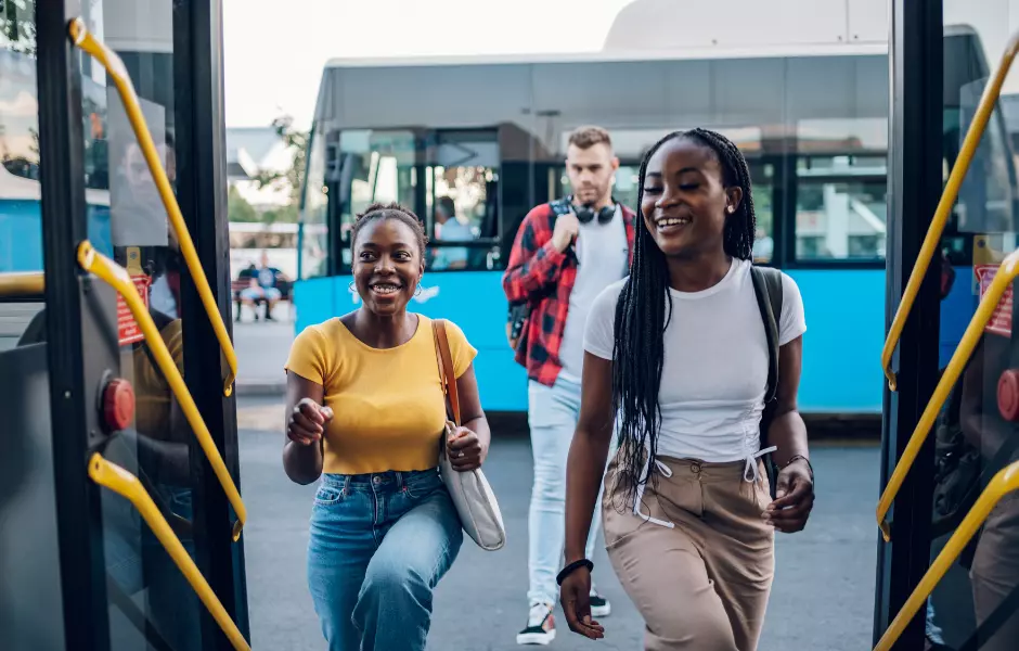 Navigating Somerset: Public Transport in Calgary Vibrant Community